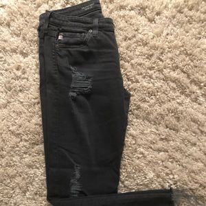 AG the stilt crop - grey distressed denim. Size 28